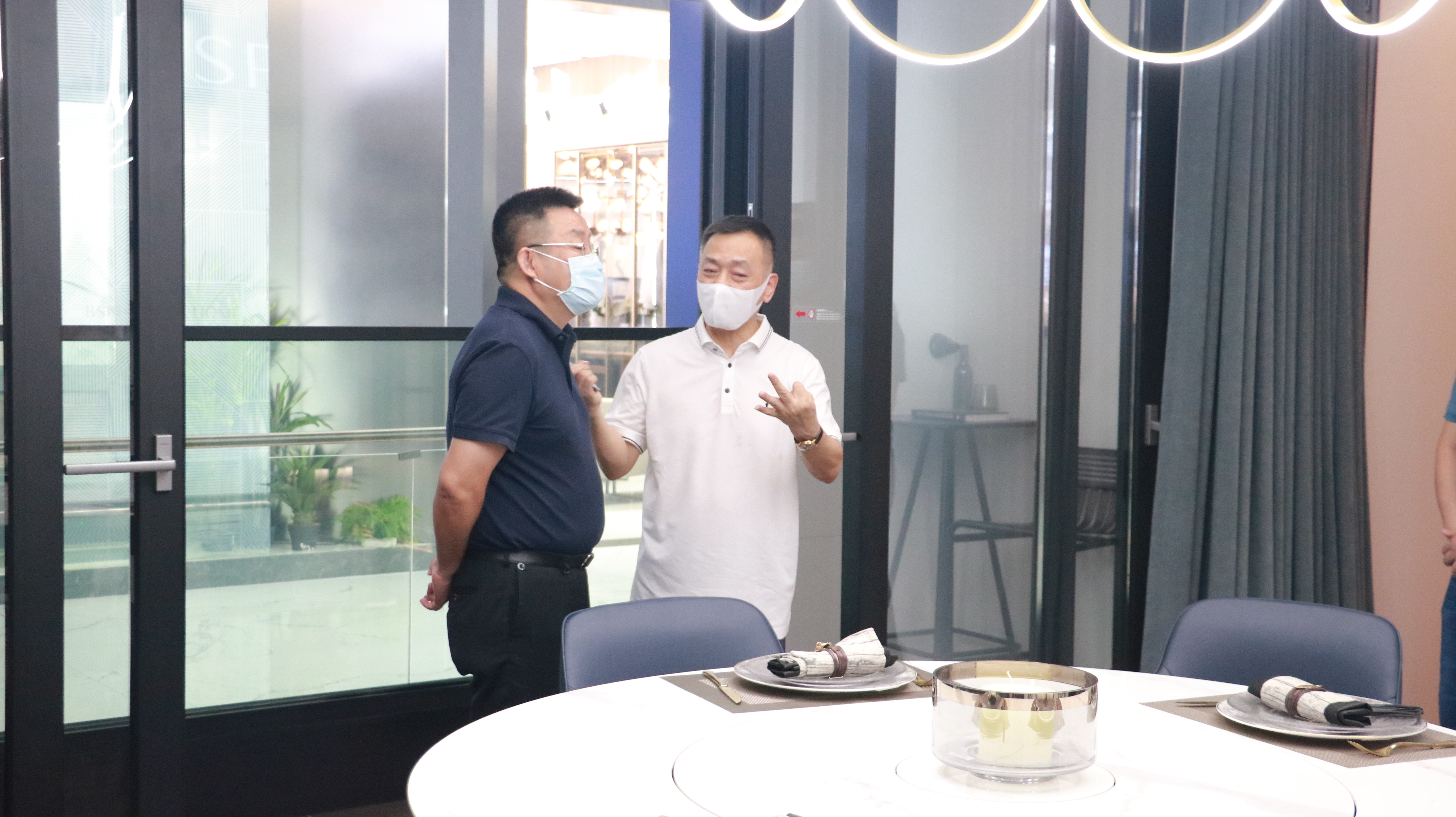 区领导考察宝思派智能家居 区领导考察宝思派智能家居