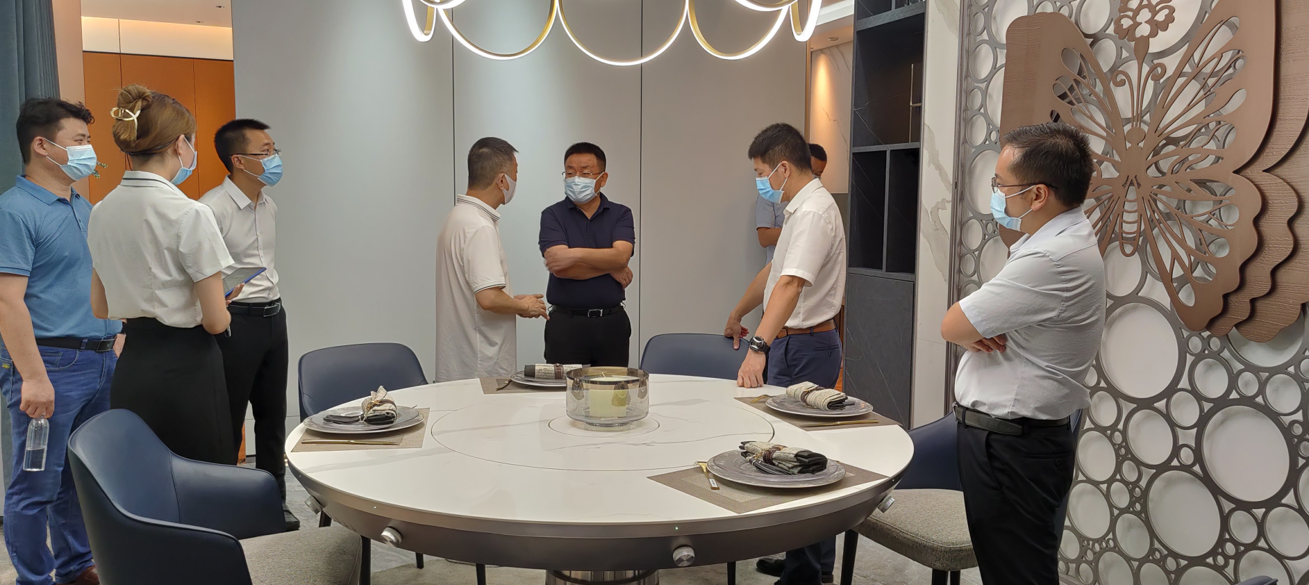 区领导考察宝思派智能家居 区领导考察宝思派智能家居